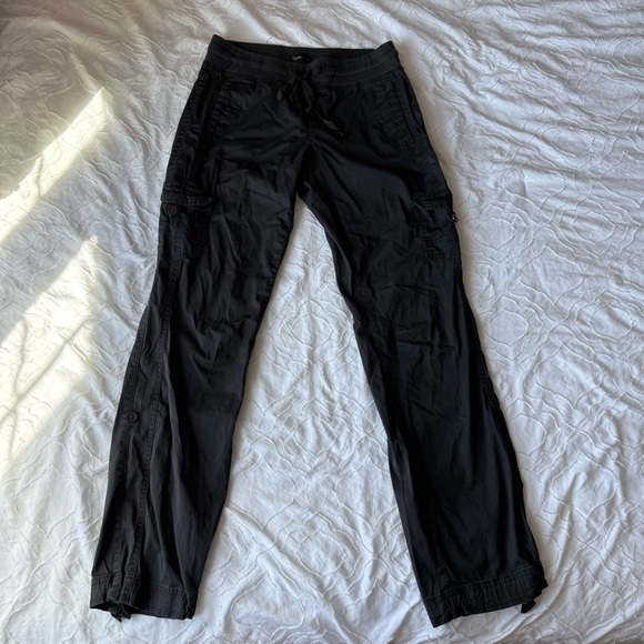Women’s Black Cargo Pants Drawstring Waist Adjustable Ankles Pockets - Picture 1 of 12